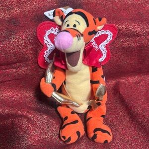 NWT Tigger Valentine Cupid 8" Beanbag